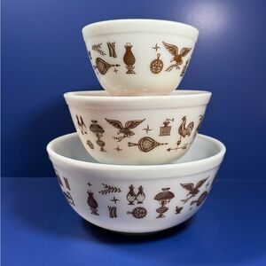 Vintage Pyrex Early American Pattern Nesting Set of 3 Mixing Bowls 401, 402, 403
